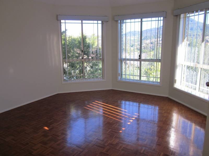 8 White Place, Figtree NSW 2525