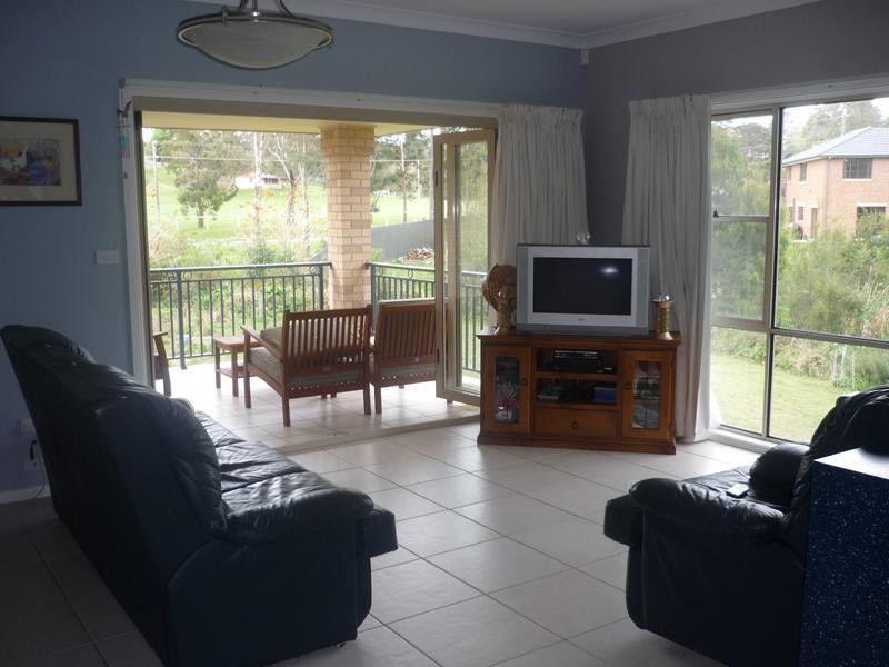 9 Rowan Place, Figtree NSW 2525