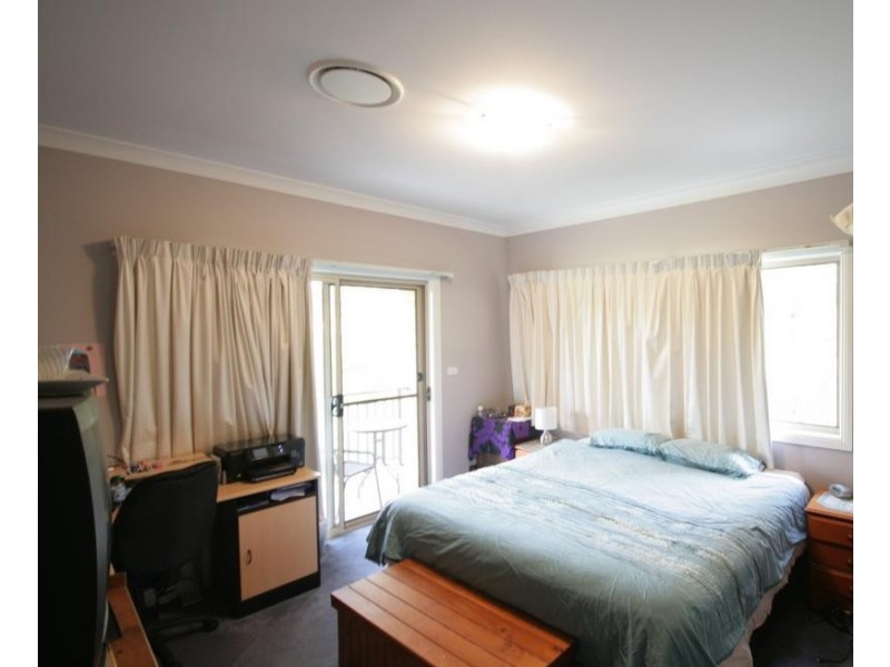 9 Rowan Place, Figtree NSW 2525