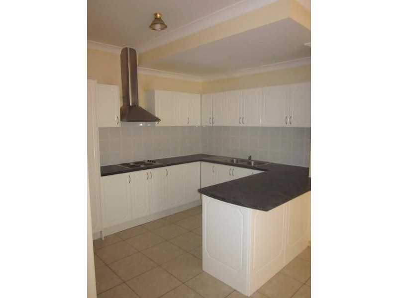 2/2 Denison St, Wollongong NSW 2500