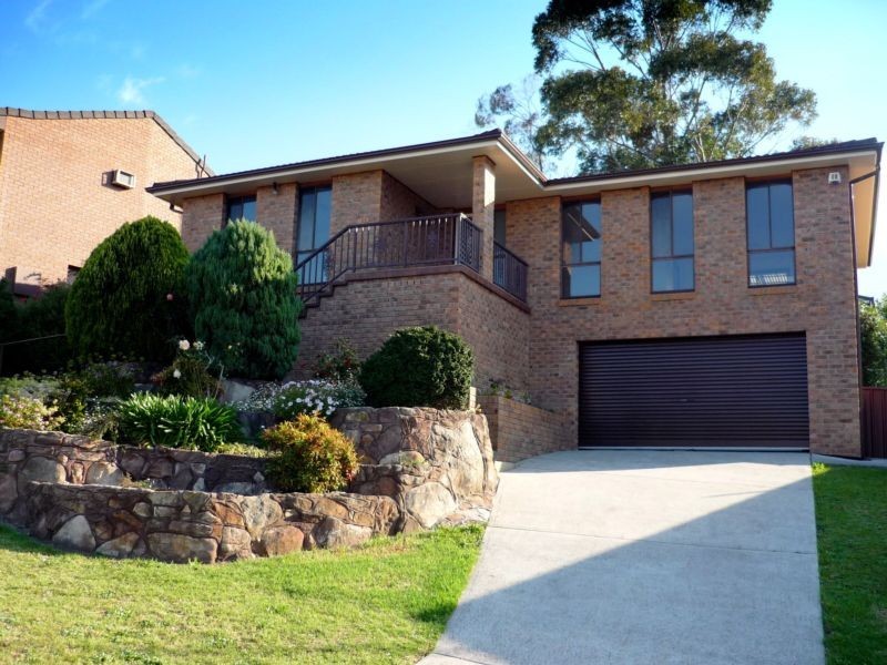 6 Kooranga Crescent, Cordeaux Heights NSW 2526