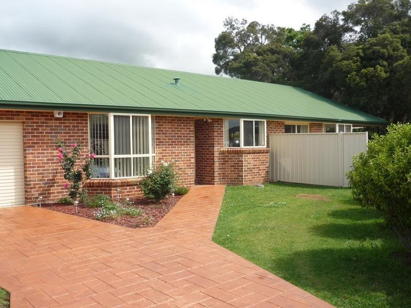 15 Marie Place, Horsley NSW 2530