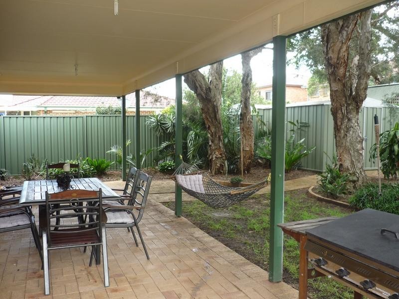 15 Marie Place, Horsley NSW 2530
