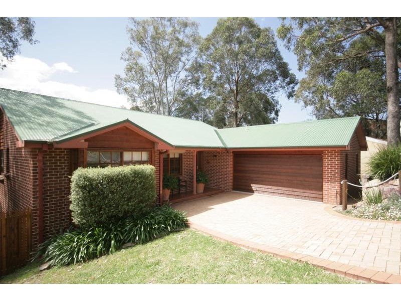 24 Koombala Grove, Cordeaux Heights NSW 2526