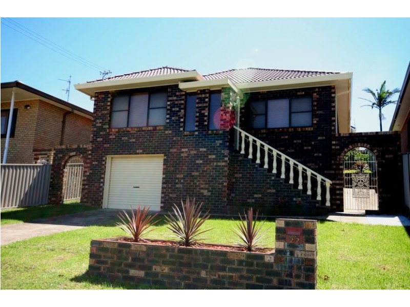 33 Donaldson Street, Port Kembla NSW 2505