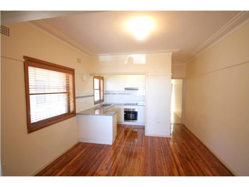 33 Donaldson Street, Port Kembla NSW 2505