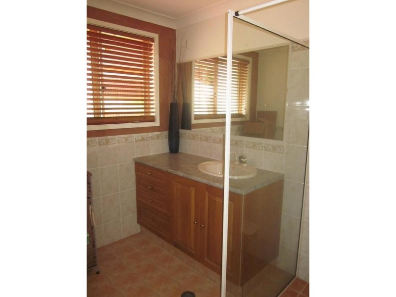 110 Booreea Boulevarde, Cordeaux Heights NSW 2526