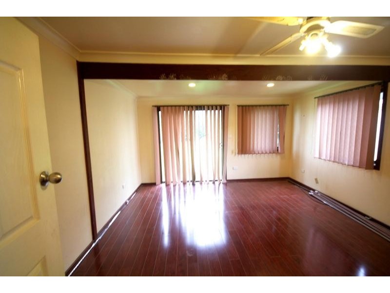 6 Lake View Parade, Primbee NSW 2502