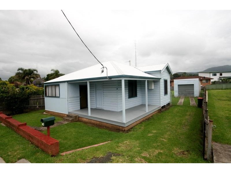 4 Princes Highway, Figtree NSW 2525