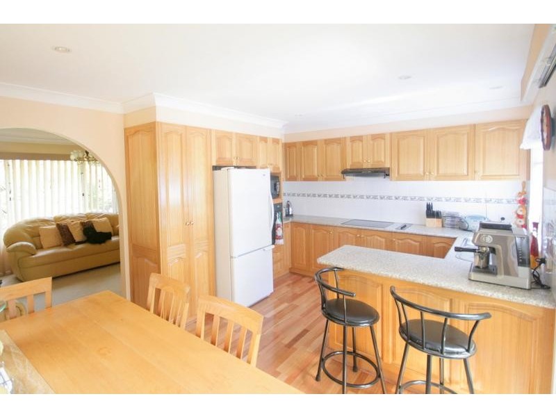 44 Loch Carron Ave, Farmborough Heights NSW 2526