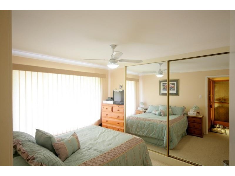 44 Loch Carron Ave, Farmborough Heights NSW 2526