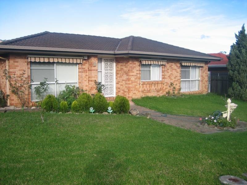1 Regency Cr, Berkeley NSW 2506