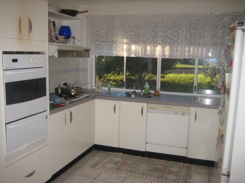 1 Regency Cr, Berkeley NSW 2506