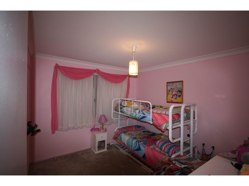 1 Regency Cr, Berkeley NSW 2506