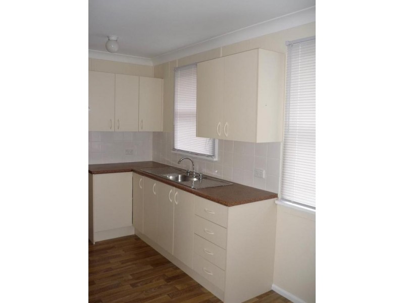 175 Northcliffe Drive, Berkeley NSW 2506