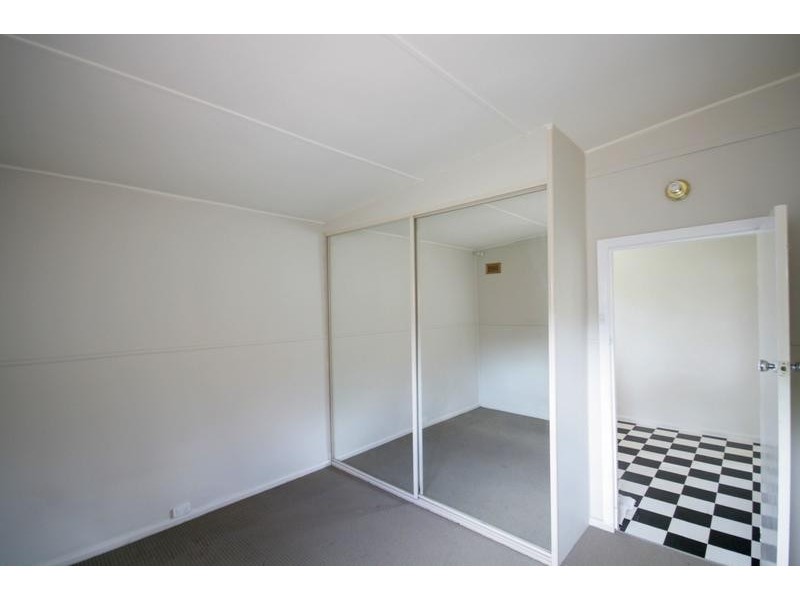 24 Jackson Avenue, Warrawong NSW 2502