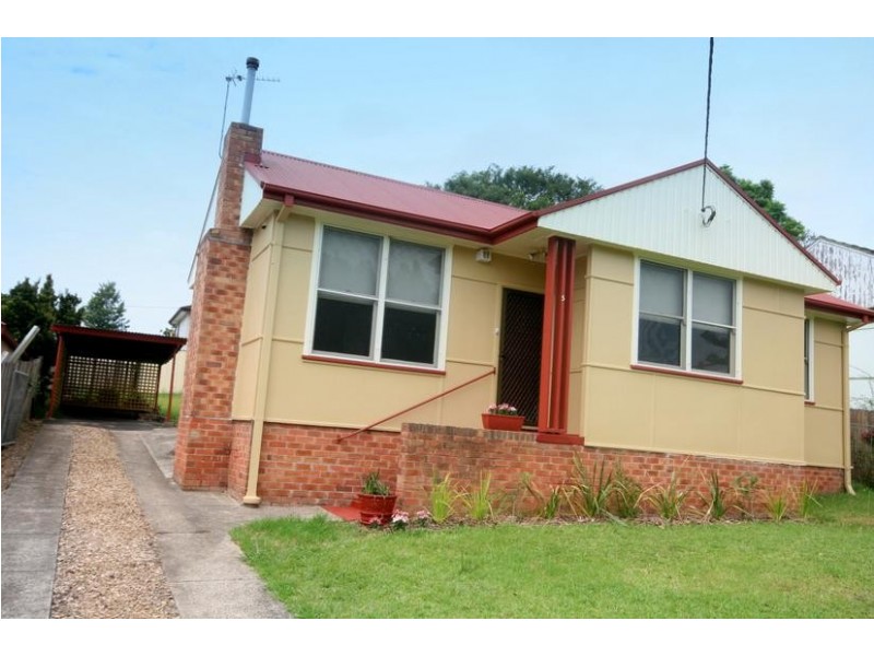 5 Barber Street, Berkeley NSW 2506