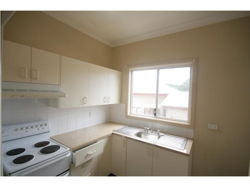 5 Barber Street, Berkeley NSW 2506
