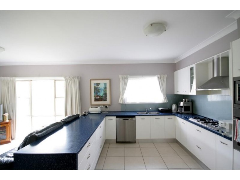 9 Rowan Place, Figtree NSW 2525