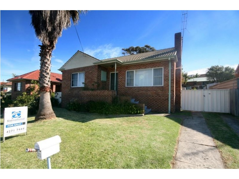 32 Stuart Road, Warrawong NSW 2502