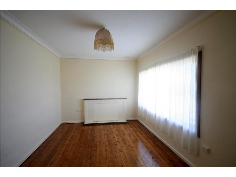 32 Stuart Road, Warrawong NSW 2502
