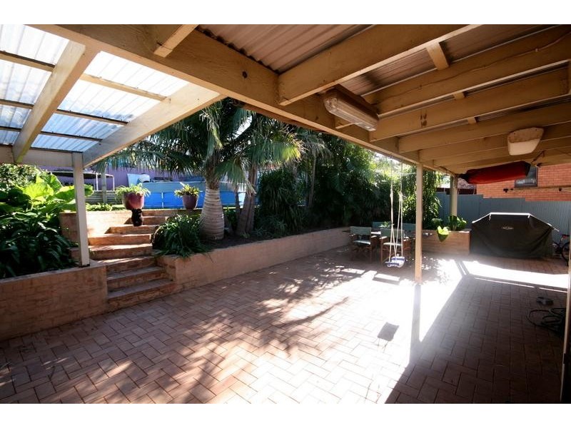 44 Barina Avenue, Lake Heights NSW 2502