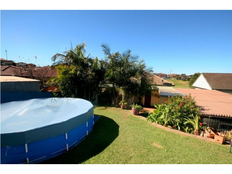 44 Barina Avenue, Lake Heights NSW 2502