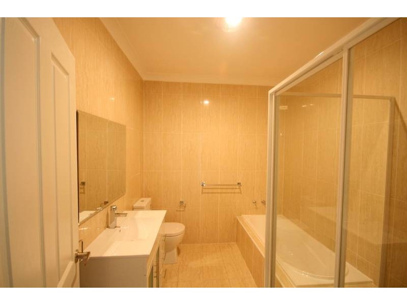 15a Berringer Way, Flinders NSW 2529