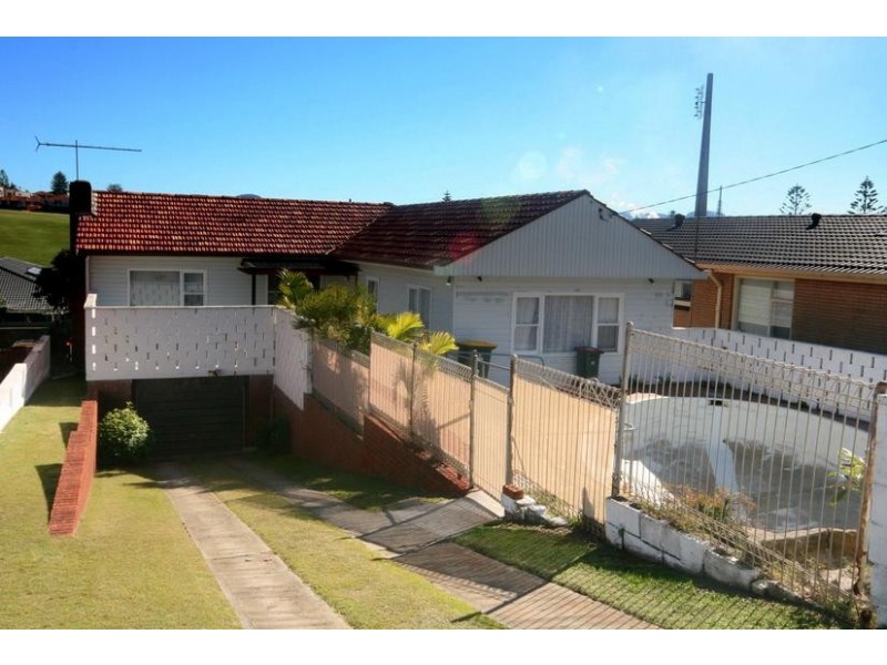 16 Griffiths Avenue, Port Kembla NSW 2505