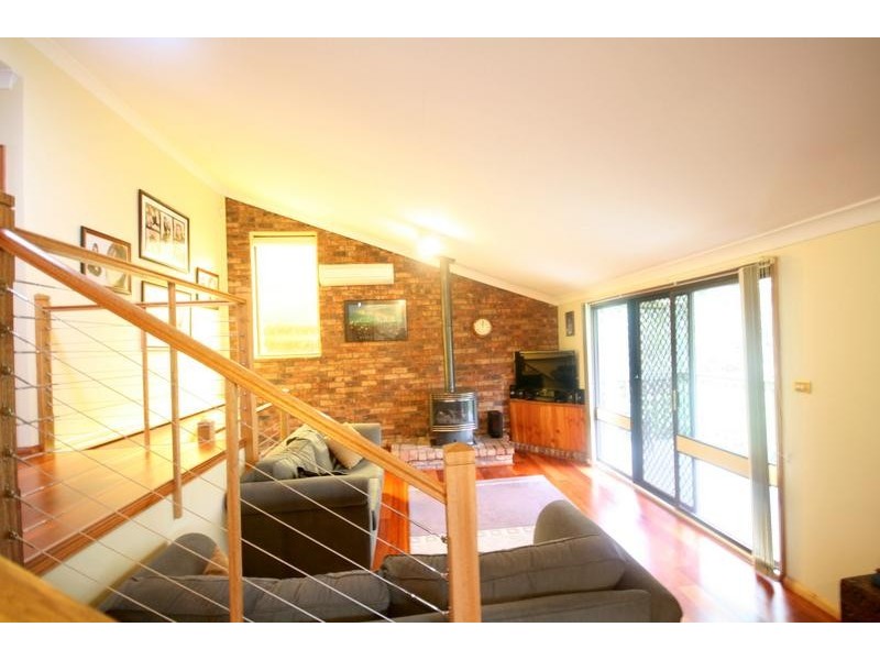 6 Aminya Place, Farmborough Heights NSW 2526