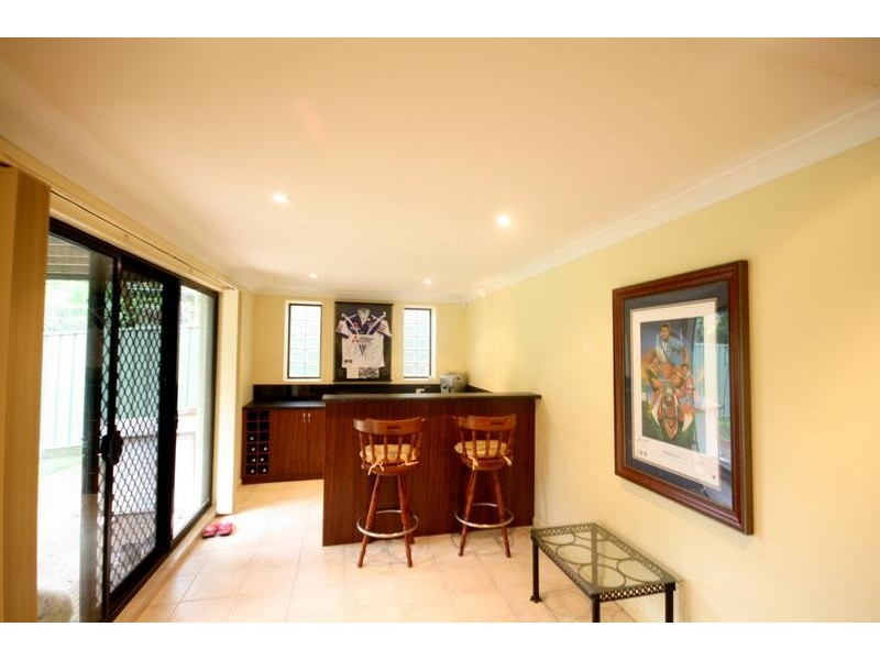 6 Aminya Place, Farmborough Heights NSW 2526