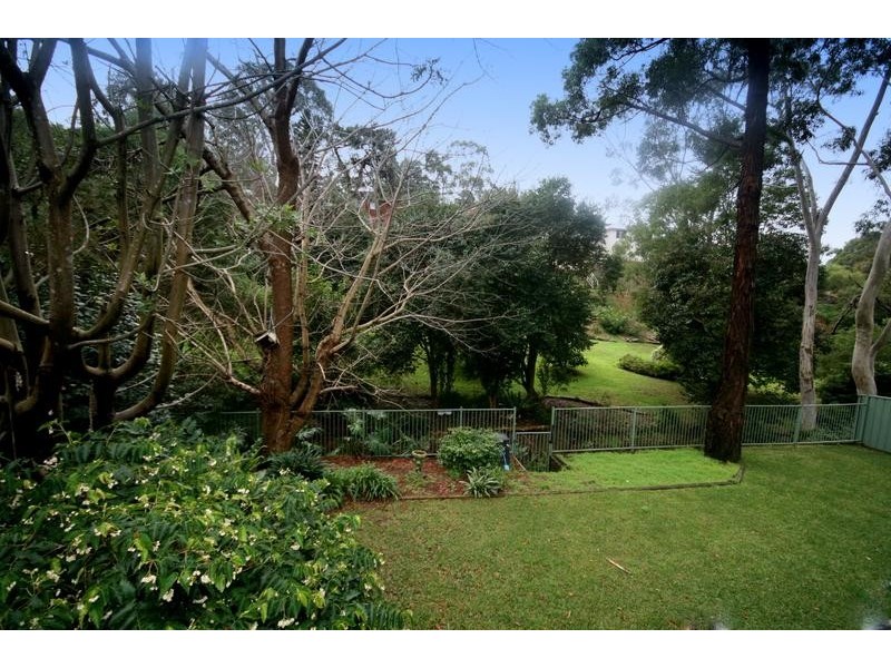 6 Aminya Place, Farmborough Heights NSW 2526