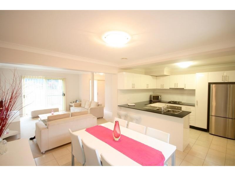 2/492 Princes Highway, Woonona NSW 2517