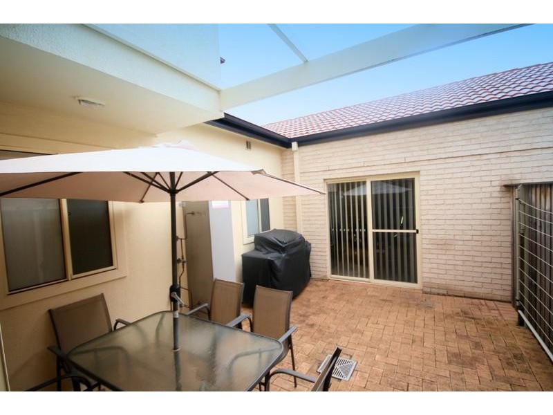 2/492 Princes Highway, Woonona NSW 2517