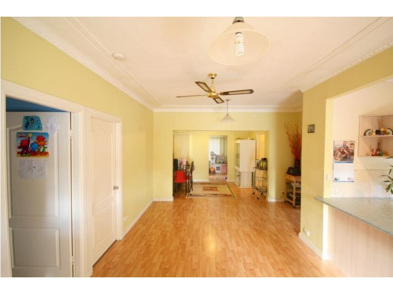 25 Station Road, Albion Park Rail NSW 2527