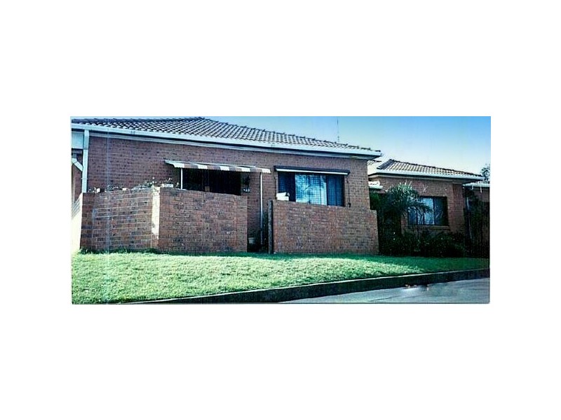 2/233 Lawrence Hargrave Drive, Thirroul NSW 2515