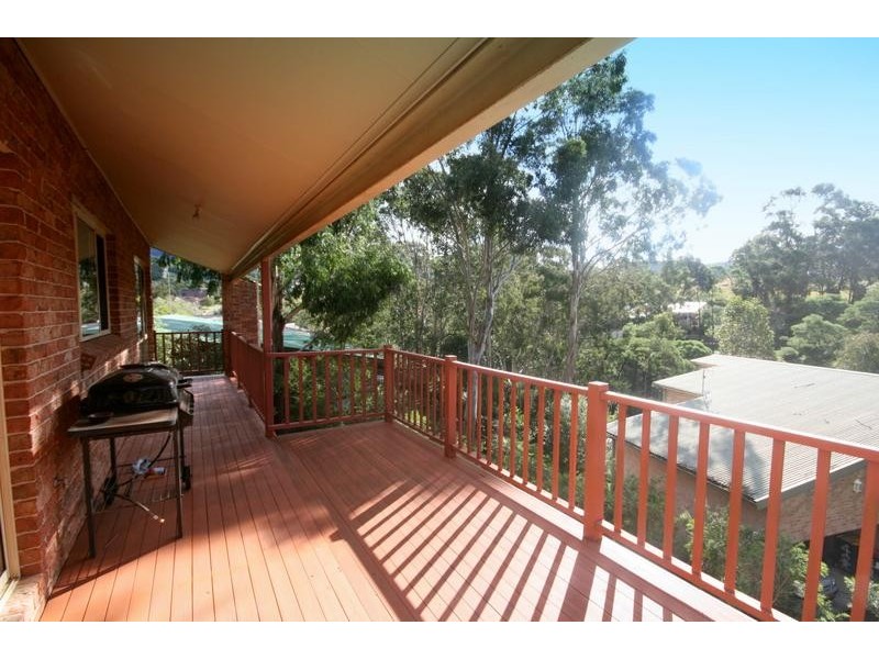 152 Derribong Drive, Cordeaux Heights NSW 2526