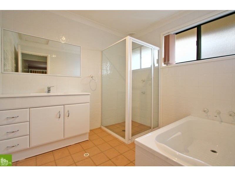 167 Jacaranda Avenue, Figtree NSW 2525