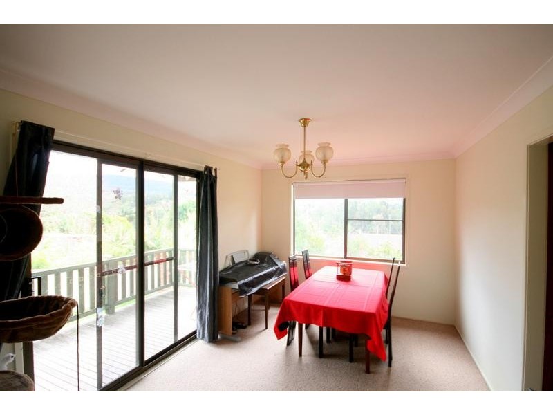 94 Albert Street, Unanderra NSW 2526
