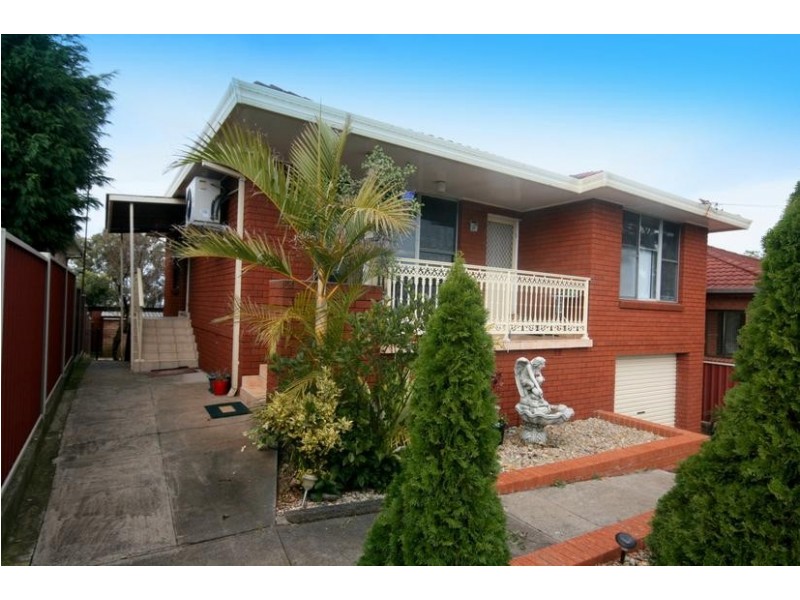 31 Sheffield Street, Cringila NSW 2502