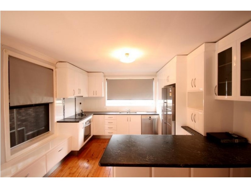 31 Sheffield Street, Cringila NSW 2502