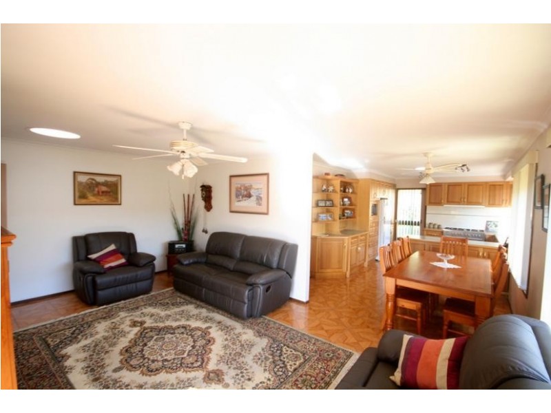 58 Gibsons Road, Figtree NSW 2525