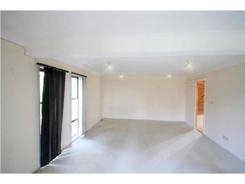 92 Tamarind Drive, Cordeaux Heights NSW 2526