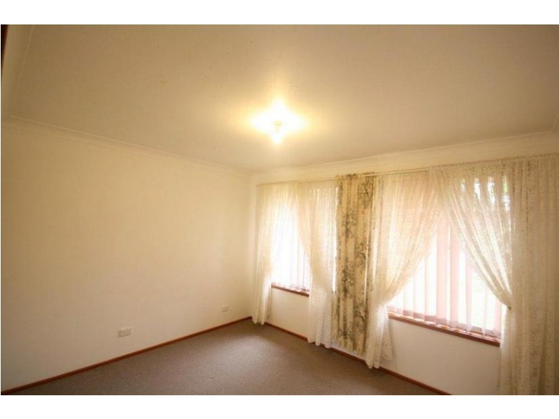 8/6 Macleay Place, Albion Park NSW 2527