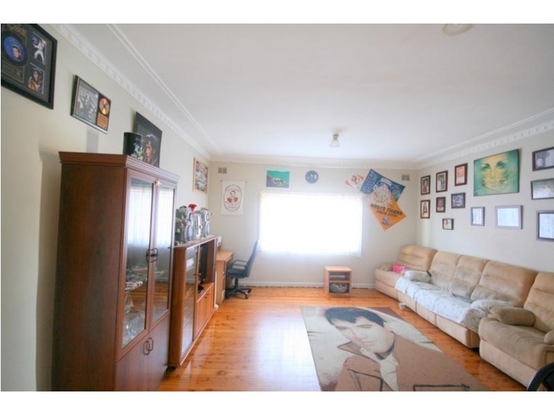 18 Bethlehem Street, Cringila NSW 2502