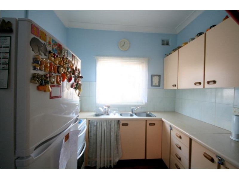 18 Bethlehem Street, Cringila NSW 2502