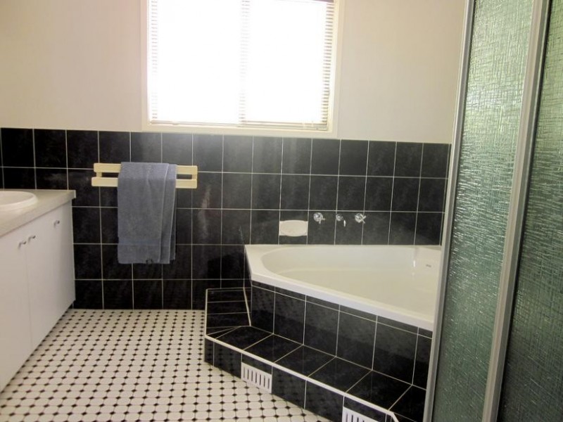 3A Tuggerah Place, Berkeley NSW 2506