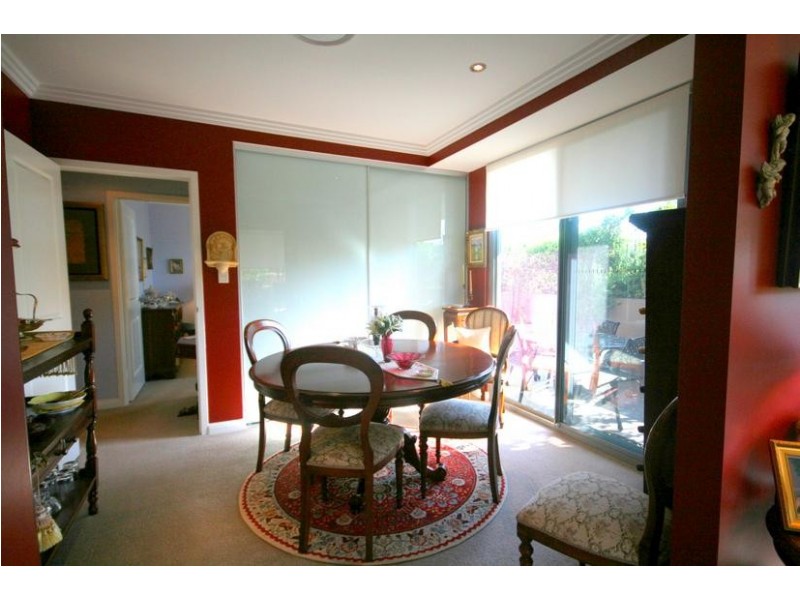 2/21-25 Beatson Street, Wollongong NSW 2500