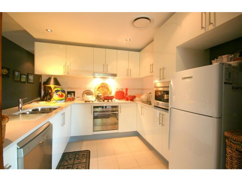 2/21-25 Beatson Street, Wollongong NSW 2500