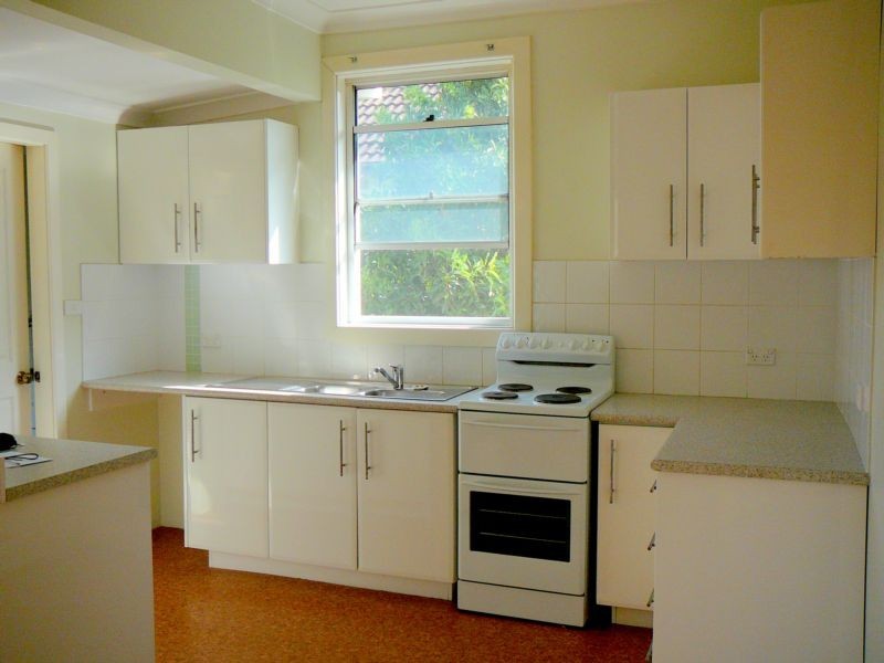 75 Stuart Road, Warrawong NSW 2502